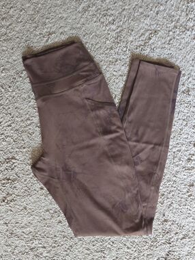 Alphalete Brown Marble Leggings